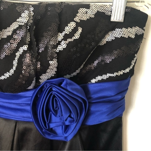 Jolie Dress Size 8P Sequins Y2K Whimsigoth Strapless Satin‎ Midi Cocktail